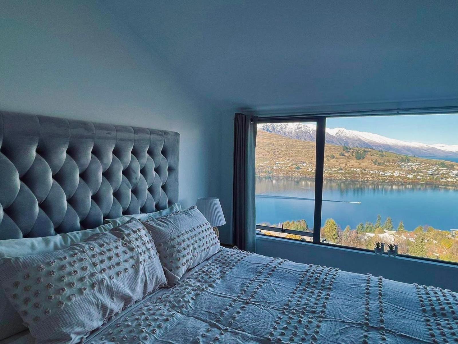 Ming'S Lakeside Goldleaf Suites Куийнстаун Екстериор снимка